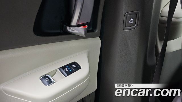 Kia Carnival (IV) HEV 9-Seater Hi-Limousine Noblesse 2025 — фото 19