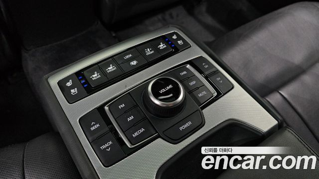 Genesis G80 3.3 GDI AWD Premium Luxury 2017 — фото 27