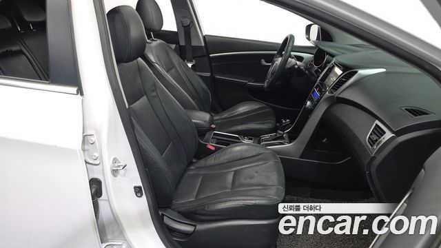 Hyundai i30 (New) Diesel 1.6 VGT Extreme 2012 — фото 11