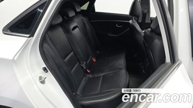 Hyundai i30 (New) Diesel 1.6 VGT Extreme 2012 — фото 12