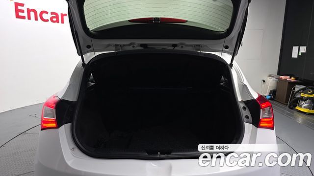 Hyundai i30 (New) Diesel 1.6 VGT Extreme 2012 — фото 20