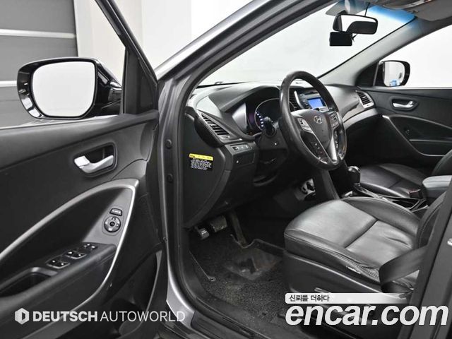 Hyundai Santa Fe (DM) Diesel(e-VGT) 2.0 2WD Morden 2014 — фото 15