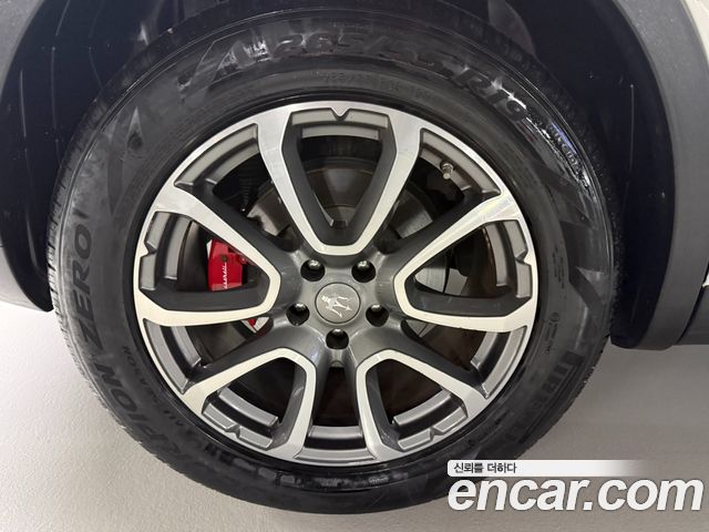 Maserati Levante 3.0 Diesel AWD Premium 2017 — фото 23