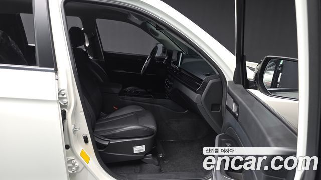 KG Mobility (SsangYong) Musso (Q300) Gasoline 2.0 4WD M7 2026 — фото 11