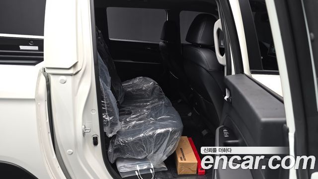 KG Mobility (SsangYong) Musso (Q300) Gasoline 2.0 4WD M7 2026 — фото 12