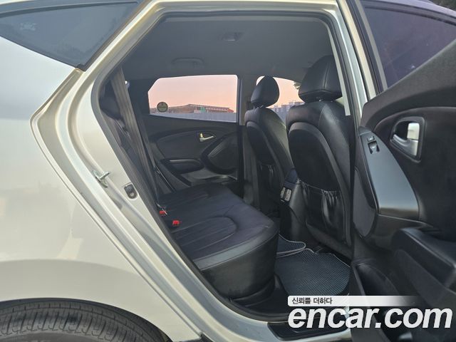 Hyundai Tucson ix Diesel(e-VGT) 2WD Modern 2015 — фото 10