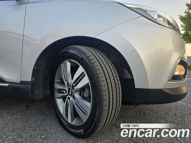 Hyundai Tucson ix Diesel(e-VGT) 2WD Modern 2015 — фото 21