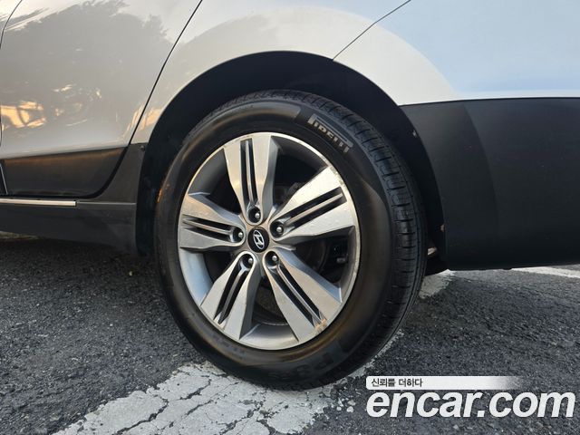 Hyundai Tucson ix Diesel(e-VGT) 2WD Modern 2015 — фото 23