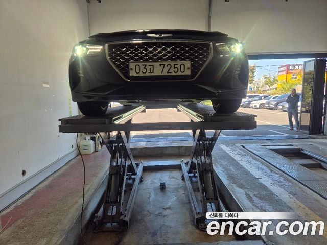 Genesis G70 2.0T AWD Supreme