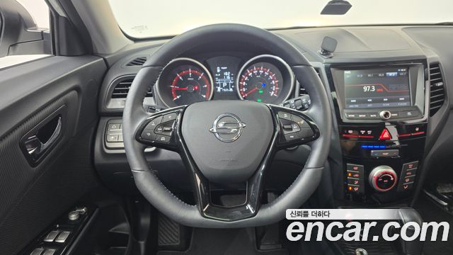 KG Mobility (SsangYong) Tivoli Air Diesel IX 2WD 2017 — фото 12