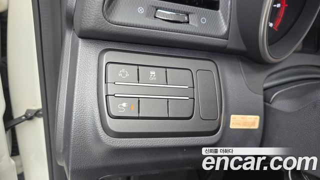 KG Mobility (SsangYong) Tivoli Air Diesel IX 2WD 2017 — фото 16