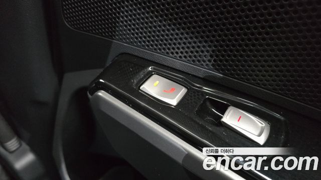 KG Mobility (SsangYong) Tivoli Air Diesel IX 2WD 2017 — фото 18
