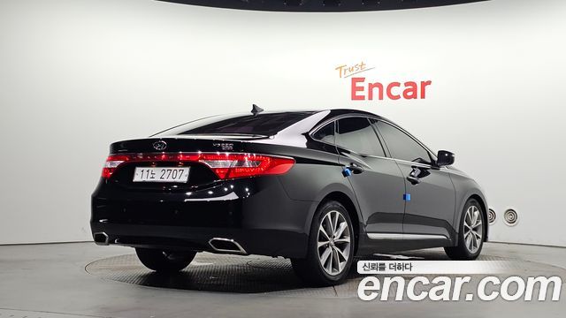 Hyundai Grandeur (HG) HG220 Diesel Premium 2016 — фото 2