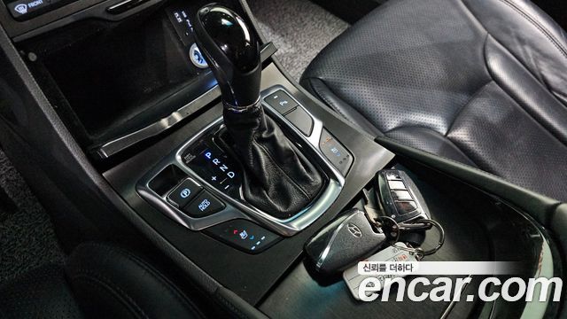 Hyundai Grandeur (HG) HG220 Diesel Premium 2016 — фото 9