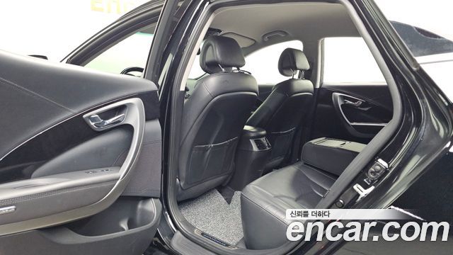 Hyundai Grandeur (HG) HG220 Diesel Premium 2016 — фото 11