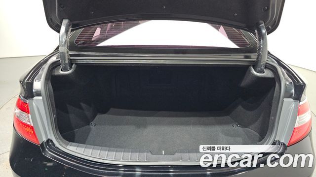 Hyundai Grandeur (HG) HG220 Diesel Premium 2016 — фото 20
