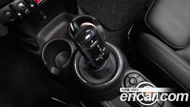 MINI Cooper HIGH Third Generation 2020 — фото 9
