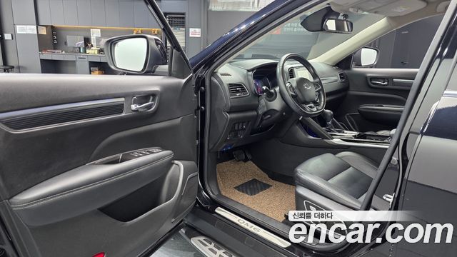 Renault Korea QM6 2.0 LPe RE Signature 2WD 2023 — фото 10