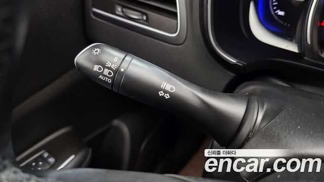 Renault Korea QM6 2.0 LPe RE Signature 2WD 2023 — фото 20
