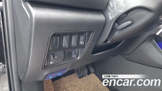 Renault Korea QM6 2.0 LPe RE Signature 2WD 2023 — фото 27