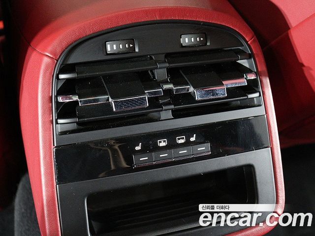 Maserati Quattroporte S Q4 3.0 V6 Granlusso 2018 — фото 19