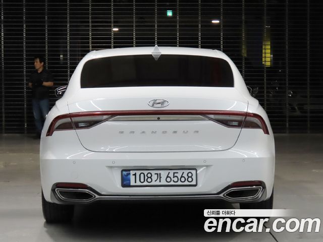 Hyundai Grandeur (IG) 3.0 LPi Rent Car Modern 2020 — фото 3