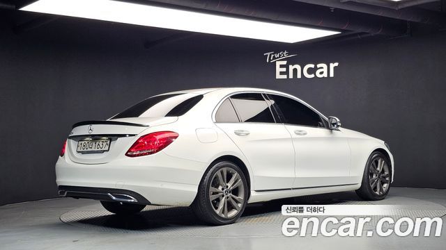 Mercedes-Benz C-Class (W205) C220 d Avantgarde 2018 — фото 2