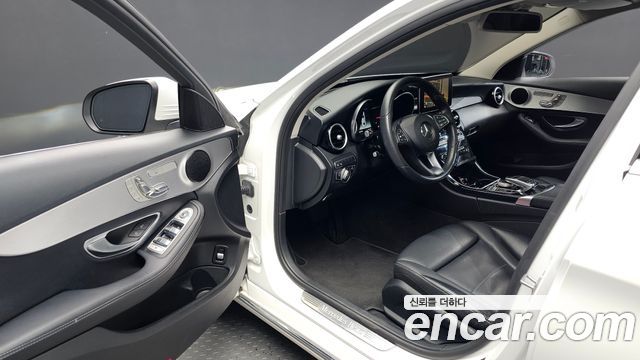 Mercedes-Benz C-Class (W205) C220 d Avantgarde 2018 — фото 10