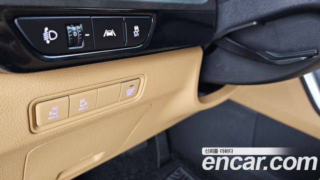Kia Carnival (IV) Diesel 9-Seater Prestige 2023 — фото 18