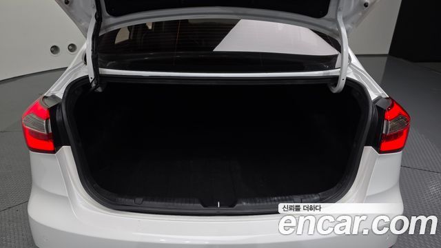 Kia K3 Trendy 2015 — фото 20