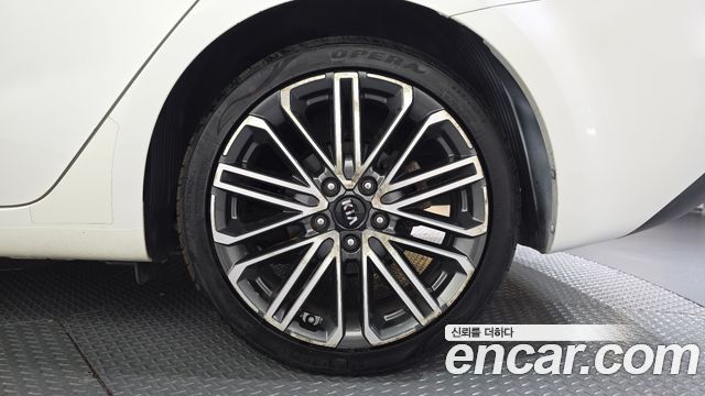 Kia K3 Trendy 2015 — фото 21