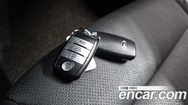 Kia K3 Trendy 2015 — фото 29