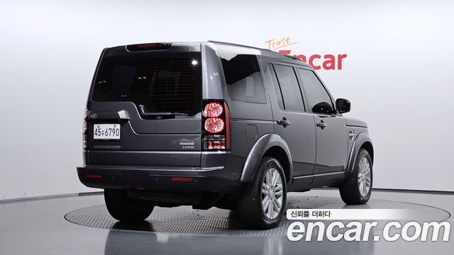 Land Rover Discovery 4 3.0 SDV6 HSE 2015 — фото 2