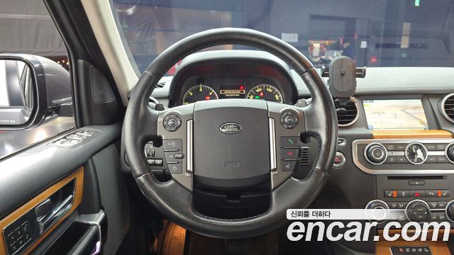 Land Rover Discovery 4 3.0 SDV6 HSE 2015 — фото 13