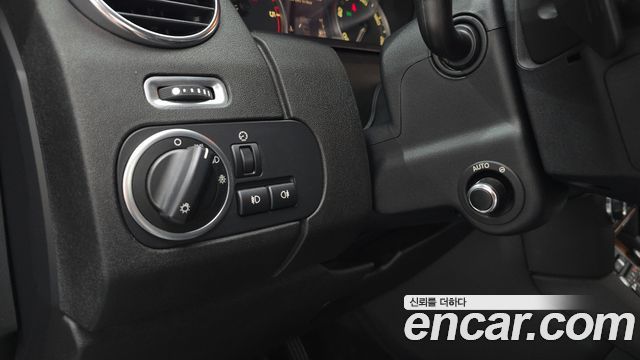 Land Rover Discovery 4 3.0 SDV6 HSE 2015 — фото 20
