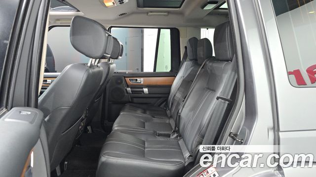 Land Rover Discovery 4 3.0 SDV6 HSE 2015 — фото 26