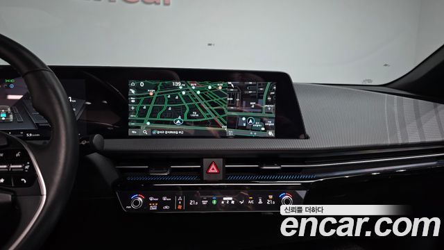 Kia EV6 Long Range 4WD GT Line 2023 — фото 14