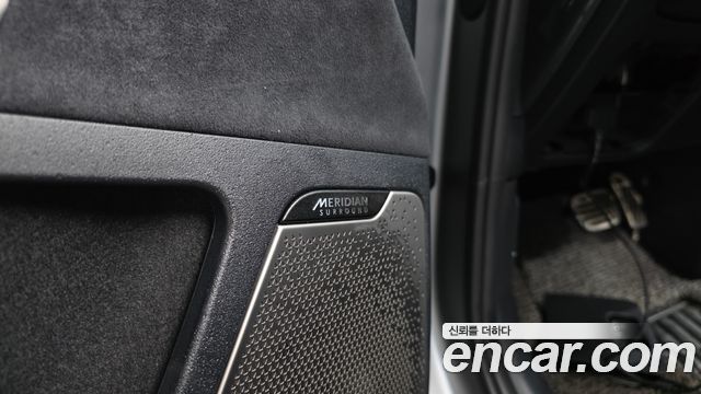 Kia EV6 Long Range 4WD GT Line 2023 — фото 18