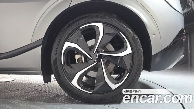 Kia EV6 Long Range 4WD GT Line 2023 — фото 21