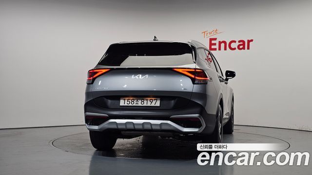 Kia Sportage Hybrid (V) Prestige 2023 — фото 4