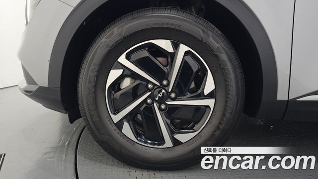 Kia Sportage Hybrid (V) Prestige 2023 — фото 5