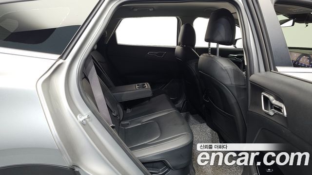 Kia Sportage Hybrid (V) Prestige 2023 — фото 11