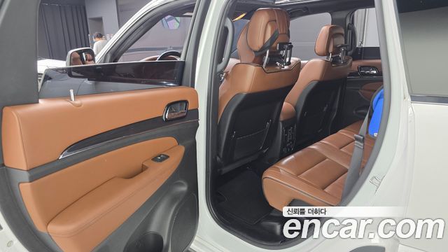 Jeep Grand Cherokee 3.6 Overland WK2 2021 — фото 11