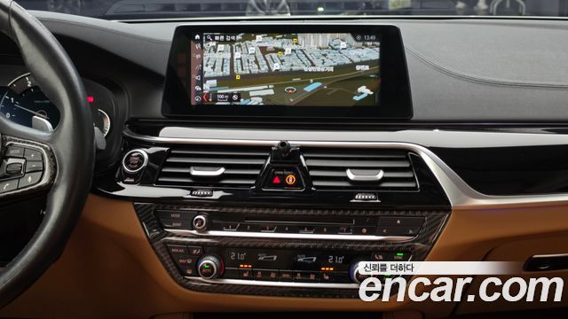 BMW 5 Series (G30) 520d Luxury Special Edition 2018 — фото 14