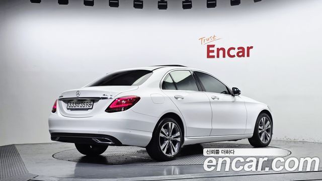 Mercedes-Benz C-Class (W205) C220 d 4MATIC 2020 — фото 2