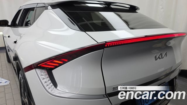 Kia EV6 Long Range 4WD Earth 2024 — фото 23