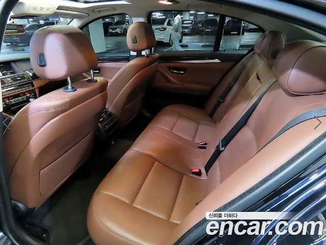 BMW 5 Series (F10) 528i xDrive M Aero Dynamic 2016 — фото 8