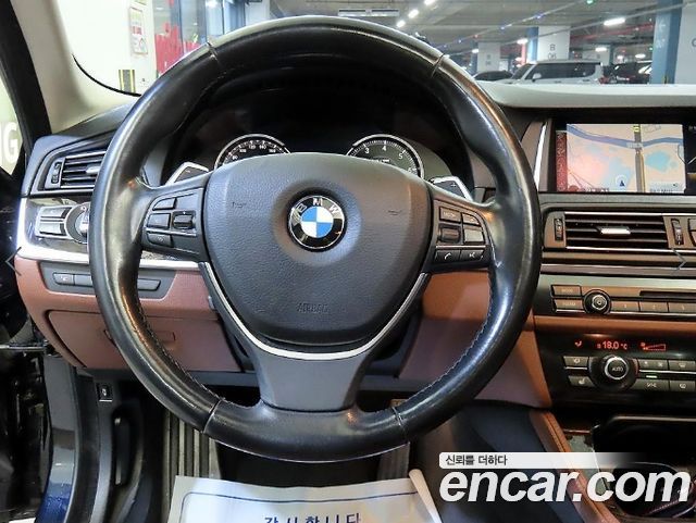BMW 5 Series (F10) 528i xDrive M Aero Dynamic 2016 — фото 9