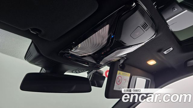 BMW 5 Series (G30) 530e M Sport 2023 — фото 30