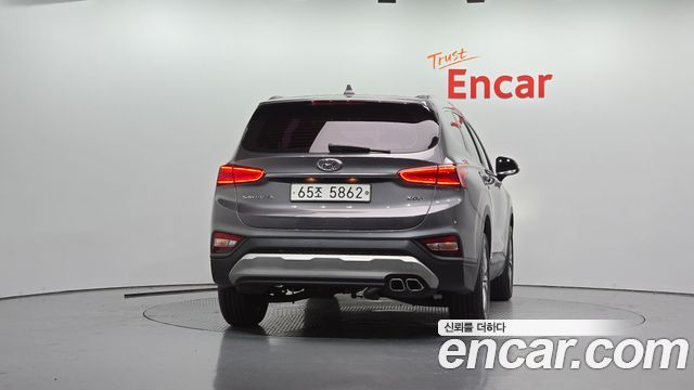 Hyundai Santa Fe (TM) Diesel 2.0 2WD Premium 2019 — фото 4